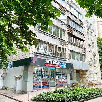 Продаж 2к квартири на вул. Омельяновича-Павленка (Суворова), 7. Без %