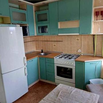 Продам 1к.кв. Героев Харькова 64а, Оранжевый дом. Центр