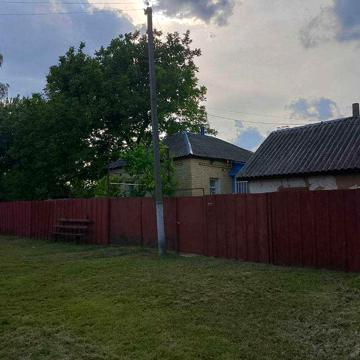 Будинок в місті Носівка.