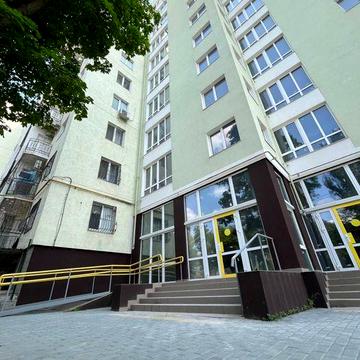 Продаю 1 комнатную квартиру + кухня студия  ЖК-Потьомкинский, Центр ЖК Потьомкинский