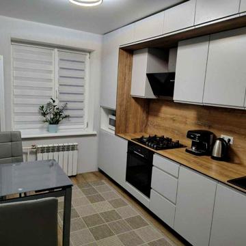 3-х кімнатна квартира в центрі м. Ромни з ремонтом 2023р.