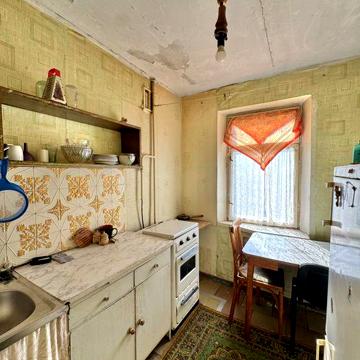 1 комн малосемейка на Спасской комната 18 кв м