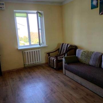 Продам квартиру! с.Розсошенці