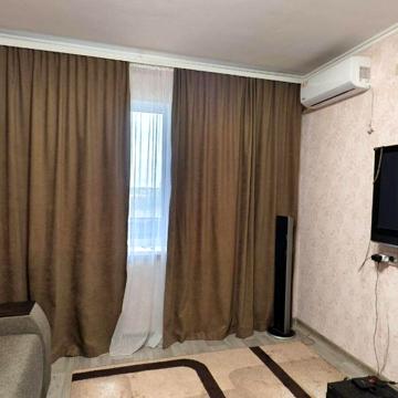 Стародніпровська вул., 24