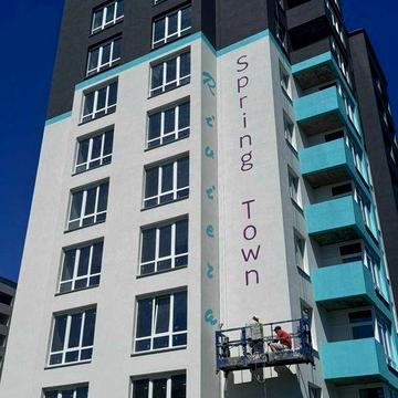 Продається велика однокімнатна квартира в районі Виставки  SH