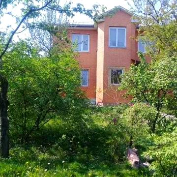 Ташкентська 64, м. Бориспільська Власник. 3-х пов. будинок 299 кв.м.
