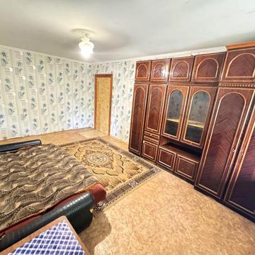 Продаю 1-кімнатну квартиру вулиця Райдужна 63 район Кульбакине