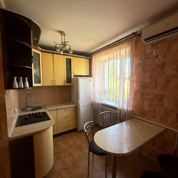 Продам 2-ком квартиру на Победе