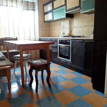 Продаж / Квартира / вул. Макарова, Рівне