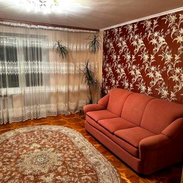 Довгострокова оренда, 2-х кімнатна квартира, вул. Народицька