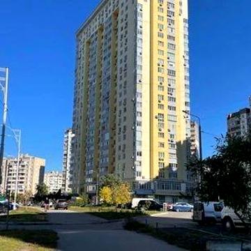 Сдам квартиру Троєщина