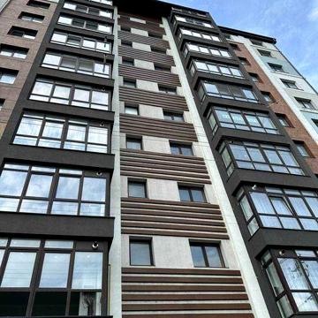 Продаю 2-х кімнатну квартиру р-н.ценрт вул. Лемківська ЖК Лемківський