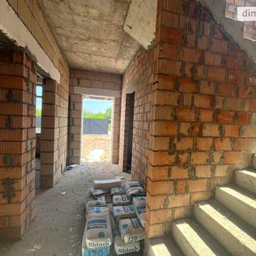 Продаж 4к Дім Садова вулиця