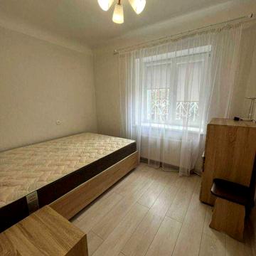 Продам 3- х кімнатну квартиру Пісочин