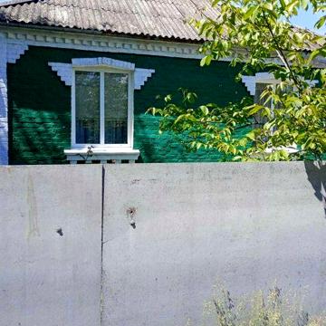 Продаж 1 поверхового будинку з опаленням і ділянкою на 12 соток