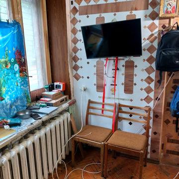 Святославська вул., 15