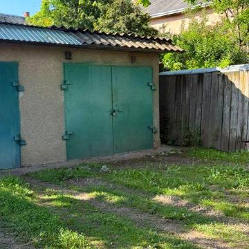 Продається двокімнатна квартира в центрі на Фучика