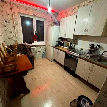 Новгород-Сіверська вул. (Новгородська), 11