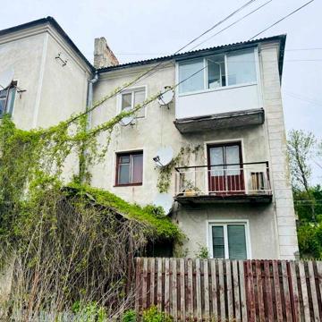 Продаж однокімнатної квартири 29.7 кв.м  Кременець, вул.Вишнівецька 25
