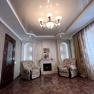 2к квартира 75кв.м Дворецька,48; ремонт/меблі/техніка