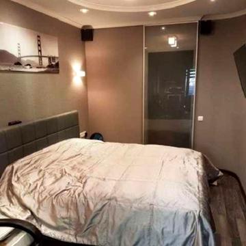 Продам 2х кім квартиру пр. Науки (Гагаріна