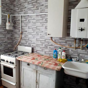 Криворізька вул., 48