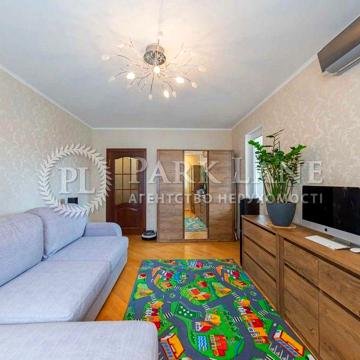 Продаж квартири 90м2  ст.М Деміївська з якісним ремонтом,Голосіївський