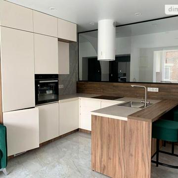 Продаж 3к Квартира Квітки Цісик (Ломоносова) вулиця