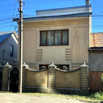 Кишинівська вул., 22