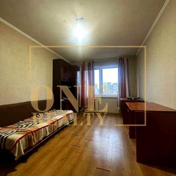 Продаж 1к квартири 38 кв. м Деміївська, Все поруч, Під ремонт