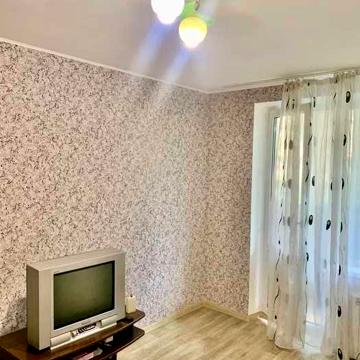 Продається 1-кімнатна квартира (чешка), вул.Гвардійців-Широнінців, 67