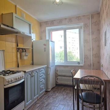 Аренда 2к квартиры на ж/м Парус