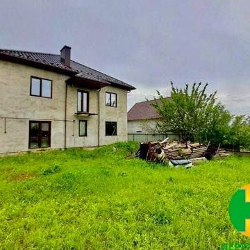 Продається 2-поверховий новозбудований будинок. Чортків