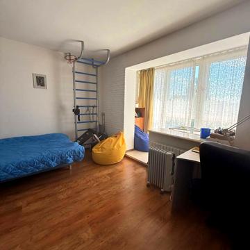 Академіка Корольова вул., 26а