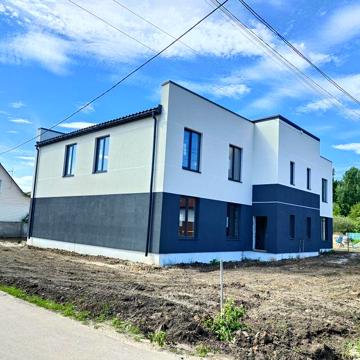 Продається дуплекс в селищі Калинівка