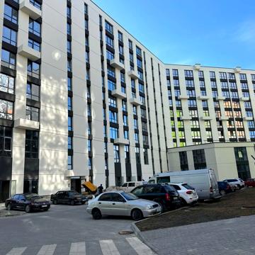 Приозерна вул., 32