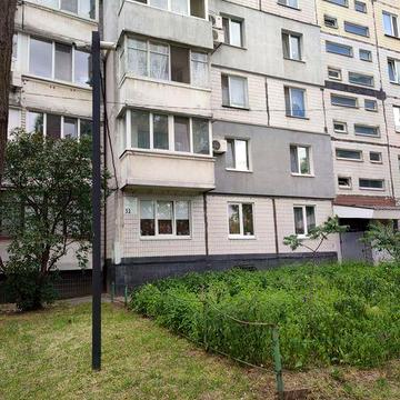 Продам 3 кімнатну квартиру на ж/м Лівобережний -3 / КАРАВАН