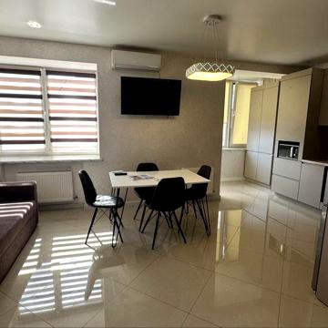 ЖК Центральний 1, центр, 65 м2, 3 поверх, газ