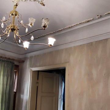 Різовська вул., 8