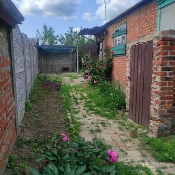 Продається будинок в м Мерефа.