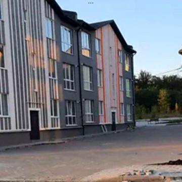 (3) Продам 1-но кімнатну квартиру на Вишеньці 9006