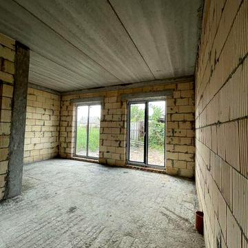 Нове КМ “40 ESTATES” таунхаусів