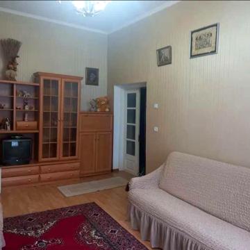 1 кімн в центрі Головна