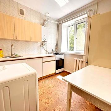 Тараса Шевченка просп., 8