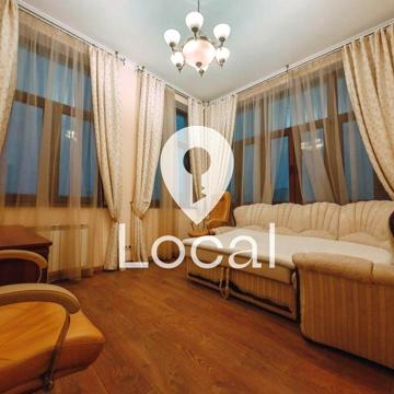 Івана Мазепи вул. (Січневого Повстання), 3