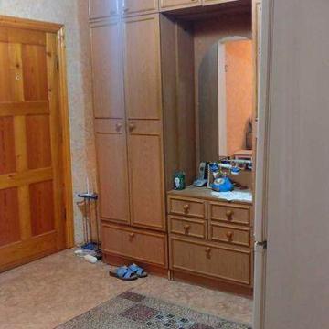 Продам 3-комнатную квартиру в ж/м Приднепровск, ул. Станиславского, 11