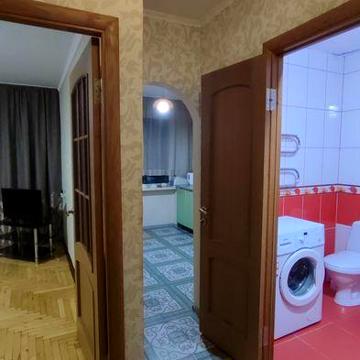 Здається хороша однокімнатна квартира в центрі Трускавця