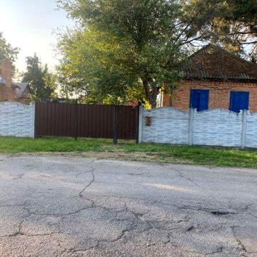Продам будинок в селищі Онуфріївка