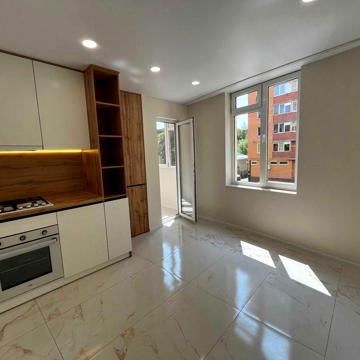 Продам 3 кімнатну квартиру на вул. Тролейбусна