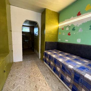Здам невелику самостійну квартиру
